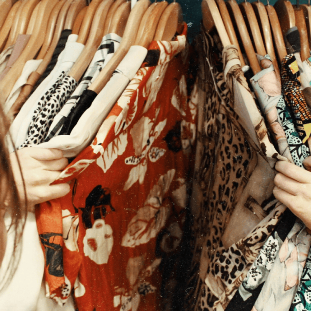 becca-mchaffie-Fzde_6ITjkw-unsplash 1