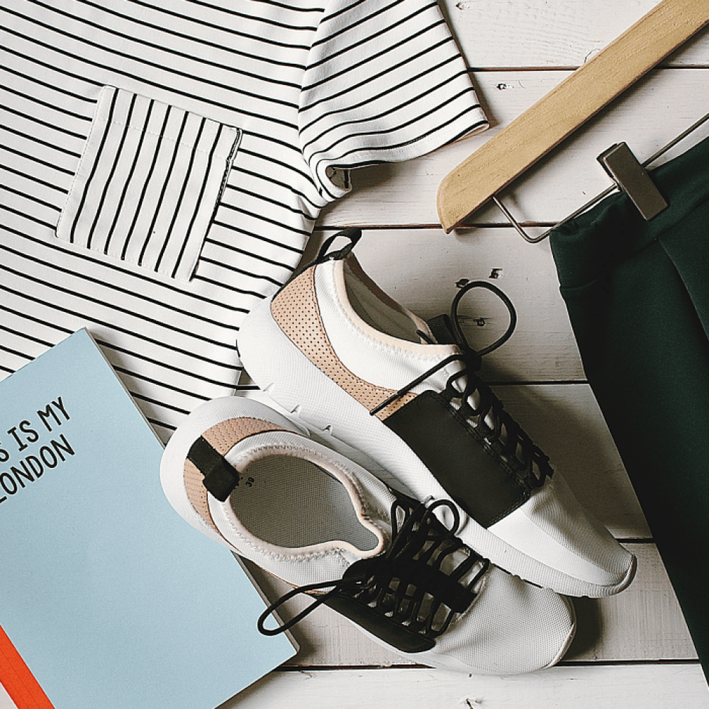 toa-heftiba-KQ1n6HzSahY-unsplash 1